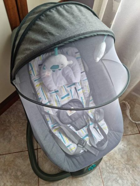 Tirane, shes Relax per beba, Car seat/ segiolino, Krevat portativ  220 Euro