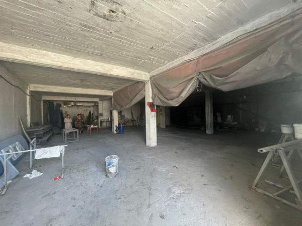 Tirane, shes magazine Kati 0, 3.500 m² 370.000 Euro (Fushe Preze)