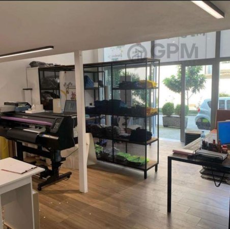 Tirane, shitet ambjent biznesi Kati 0, 50 m² 100.000 Euro (Oxhaku)