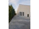 Tirane, shes ambjent biznesi Kati 0, 1.000 m2 ndertim, 8200m2 truall per 1.150.000 Euro (Rruga e Rinasit)