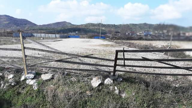 Tirane, shes toke 3.620 m² 344.000 Euro (BUZE AUTOSTRADES TIRANE – DURRES, NE MARIKAJ)