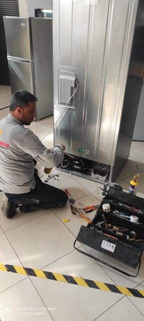 Tirane, Ofroj shërbime elektro shtëpiake