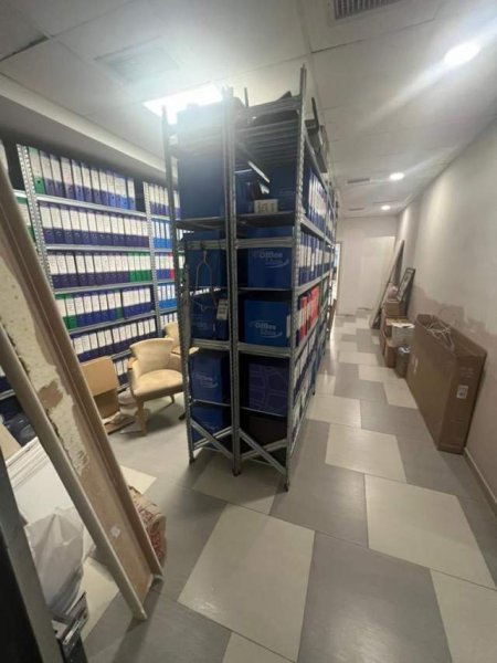 Tirane, shes zyre Kati 1, 350 m² 595.000 Euro (Rruga e Elbasanit)