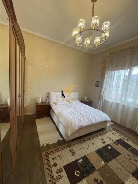 Tirane, jepet me qera apartament 3+1 Kati 0, 150 m² 750 Euro (TEK SHKOLLA “ PARTIZANI”, NE RRUGEN 4 DËSHMORË)
