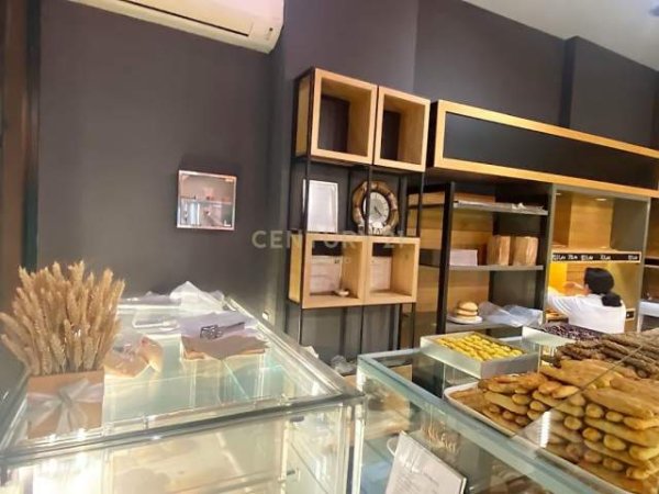 Tirane, shes ambjent biznesi Kati 0, 80 m² 254.000 Euro (Tirana, Albania)