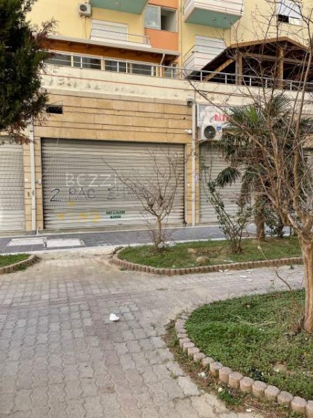 Vlore, shes ambjent biznesi Kati 1, 72 m² 1.000 Euro/m² (Lungomare)