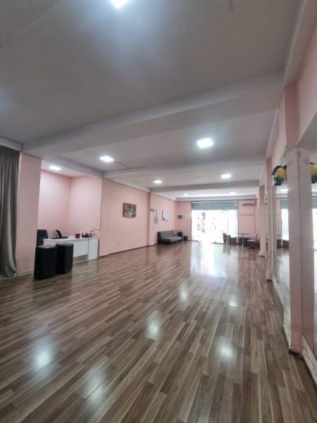 Tirane, shitet ambjent biznesi Kati 1, 140 m² 350.000 Euro (nikolla jorga)
