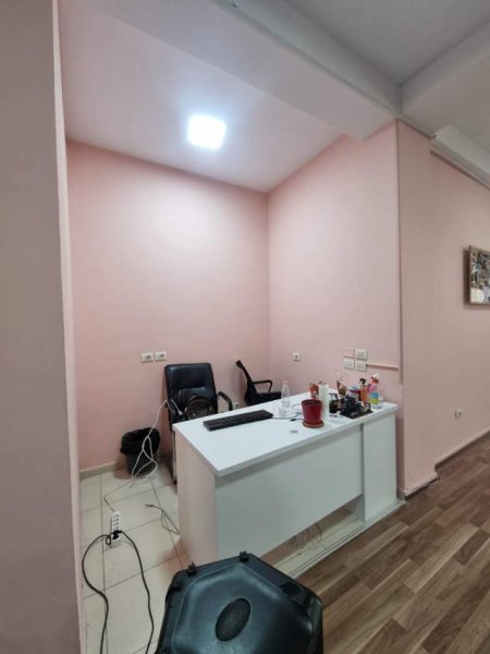 Tirane, shitet ambjent biznesi Kati 1, 140 m² 350.000 Euro (nikolla jorga)