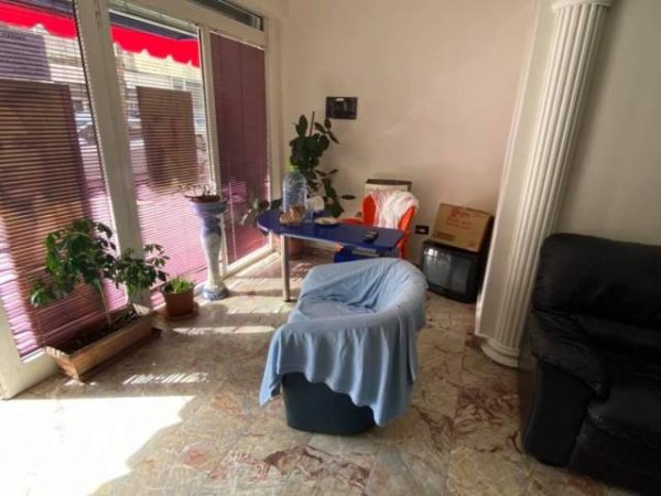 Tirane, shitet ambjent biznesi Kati 0, 40 m² 100.000 Euro (Komuna e Parisit)