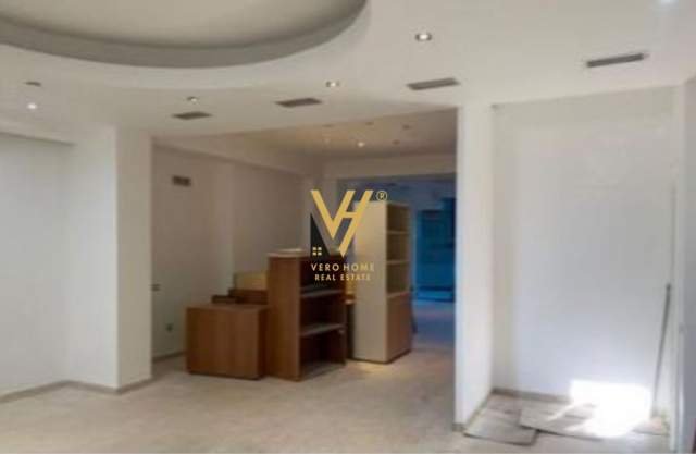 Tirane, shitet dyqan Kati 0, 116 m² 400.000 Euro (rruga e elbasanit)