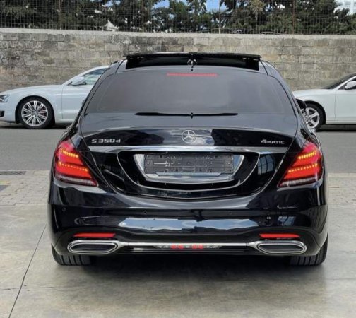 Tirane, shitet makine Mercedes-Benz Viti 2020,