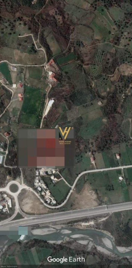 Tirane, shes toke 6.000 m² 420.000 Euro (TE RRETH RROTULLI IBES)