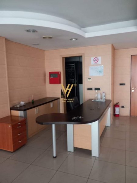 Tirane, shitet zyre Kati 1, 310 m² 700.000 Euro (KODRA E DIELLIT)