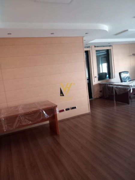 Tirane, shitet zyre Kati 1, 310 m² 700.000 Euro (KODRA E DIELLIT)