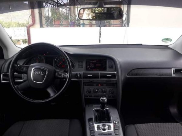 Elbasan, shes Audi A6 Viti 2005 4.900 Euro