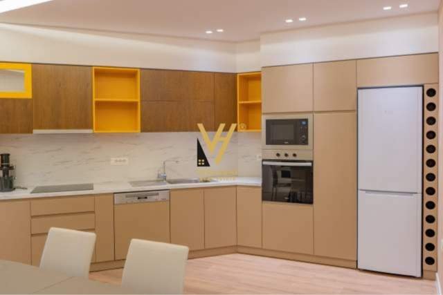 Tirane, jepet me qera apartament 2+1+BLK Kati 2, 126 m² 950 Euro (KODRA E DIELLIT 2)
