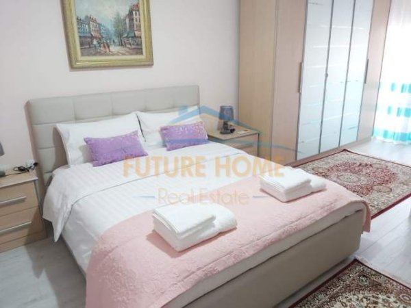 Tirane, jap me qera apartament 2+1+BLK Kati 3, 110 m² 800 Euro (bllok)