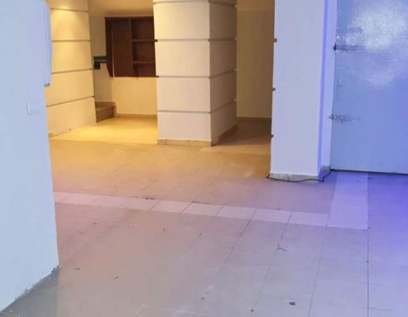 Tirane, shes ambjent biznesi Kati -1, 177 m² 175.000 Euro (Rr. Viktor Eftimiu ( Vasil Shanto - KESH ))