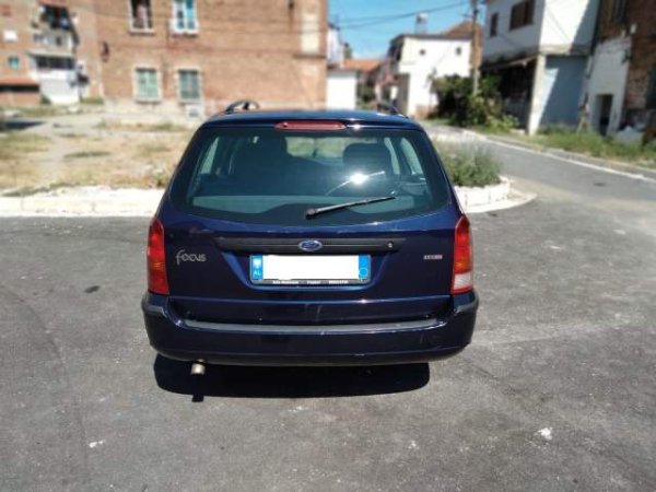 Elbasan, shitet  Ford Focus