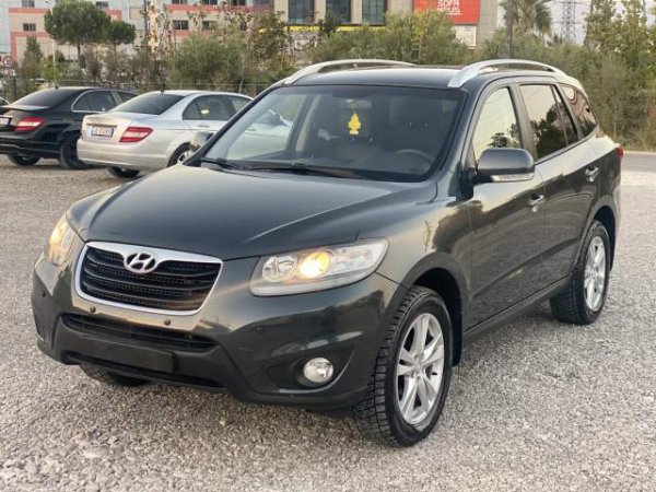 Tirane, shes xhip Hyundai Santa fe Viti 2011, 9.000 Euro