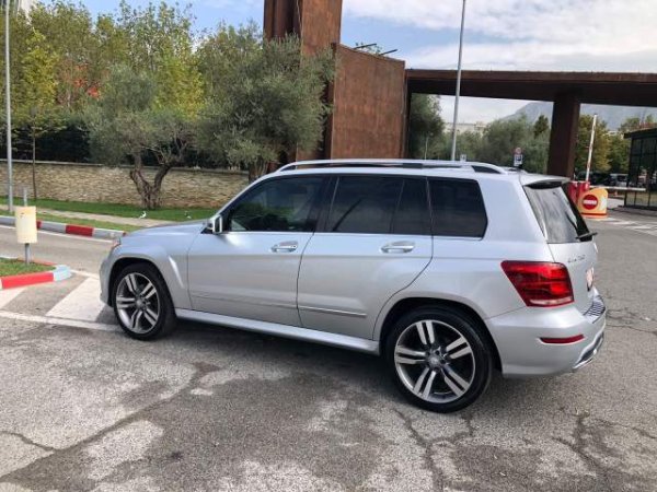 Tirane, shes xhip GLK 250 DIESEL BLUTEC AMG LOOK FULL OPTI Viti 2014,