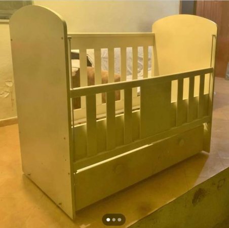 Tirane, shes 150 Euro