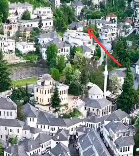 URGJENT!! Gjirokaster, shitet  Vile 400 m² 160.000 Euro (Astrit Karagjozi, zona muzeale)