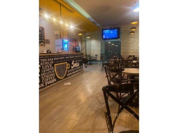 Tirane, shes lokal Kati 0, 70 m² 180.000  (Markata e vjeter)