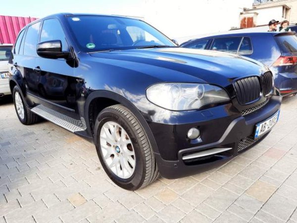 Tirane, shitet BMW X5 Viti 2008, 9000 Euro