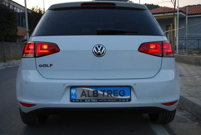 VW GOLF 7 NAFTE AUTOMAT 2014 ''PANORAME'' Viti 2015, 12.900 Euro  ''SHITUR''