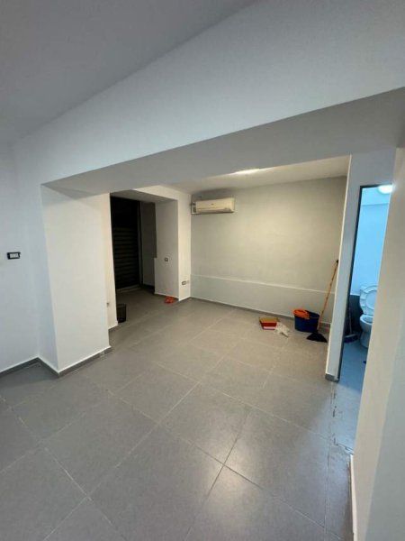 Tirane, shitet ambjent biznesi Kati 0, 37 m² 90.000 Euro (perballe Taiwanit)