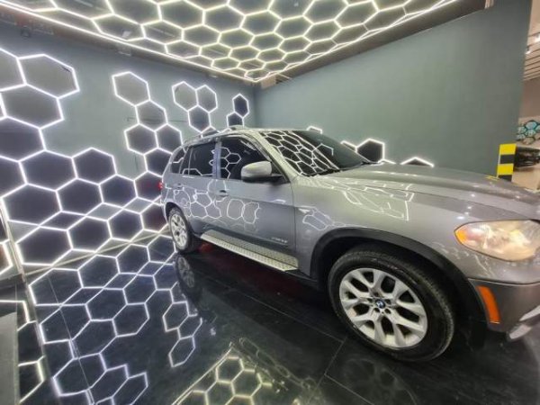Tirane, shes  BMW X5 3.0 BENZIN FULL OPTION PANORAMIKE Viti 2013,