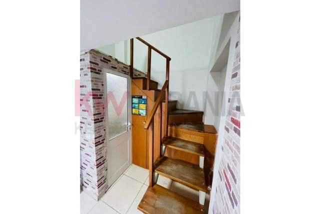 Tirane, shitet ambjent biznesi 32.000 Euro (Rruga Muhamet Gjollesha, 21 Dhjetori)