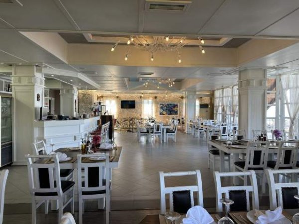 Tirane, shes hotel Kati 0, 2.000 m² 3.000.000 Euro (DAJT)