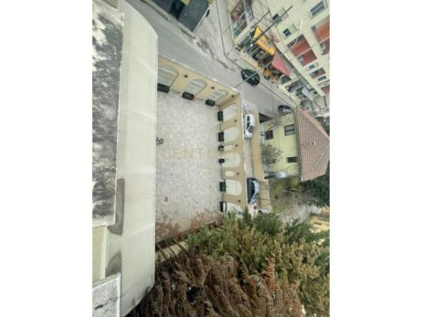 Tirane, shitet ambjent biznesi Kati 0, 330 m² 550.000 Euro (Fresku)
