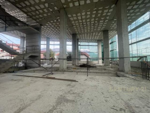 Tirane, shes ambjent biznesi 512 m² 1.480.000 Euro (Materniteti i Ri)