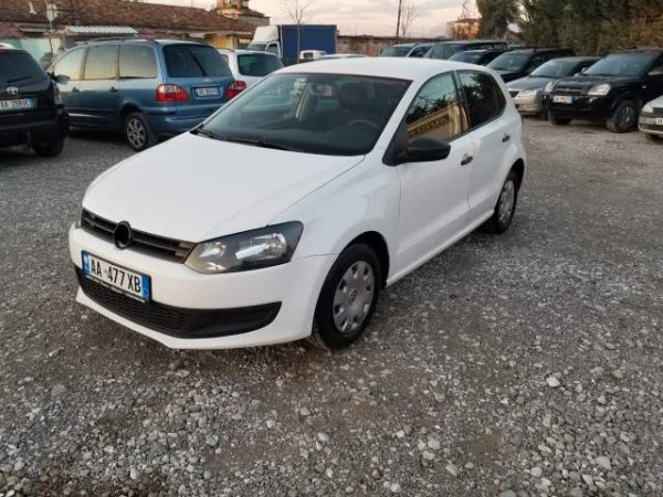 Tirane, jap me qera makine Volkswagen Polo Viti 2011, 3.000 Leke
