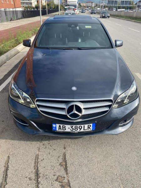 Tirane, jap me qera makine Mercedes-Benz E Class Viti 2013, 7.500 Leke