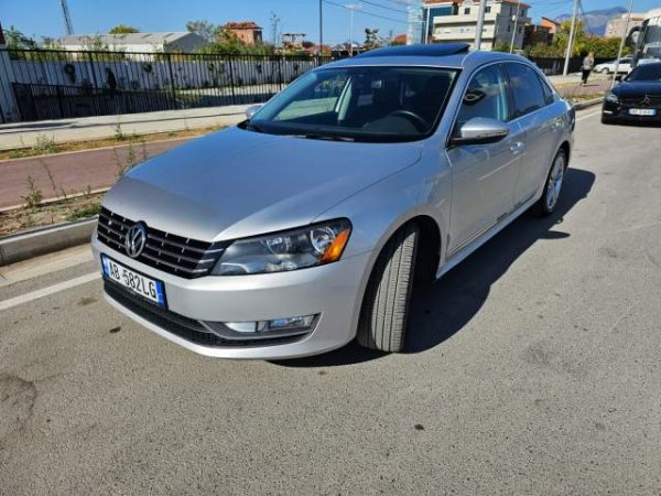 Tirane, ofert makine Volkswagen Passat Viti 2016, 7.000