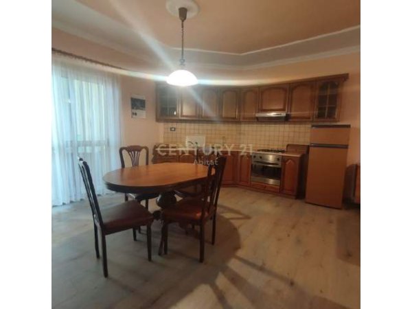 Tirane, shitet apartament 2+1+BLK Kati 4, 92 m² 127.000 Euro (rruga medar shtylla)