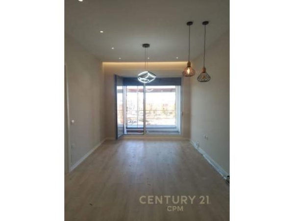 Tirane, jepet me qera apartament 1+1+BLK Kati 9, 57 m² 400 Euro (21 dhjetori)