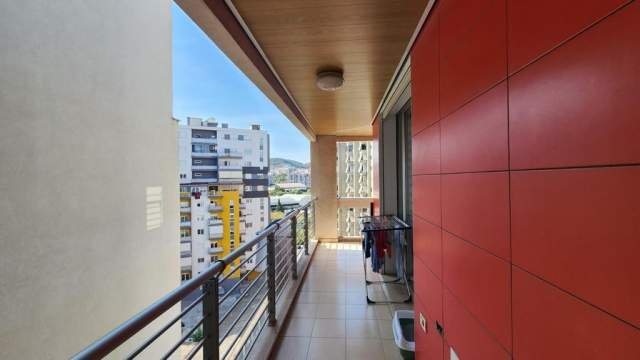 Tirane, jap me qera apartament 3+1+A+BLK Kati 6, 150 m² 1.800 Euro (Liqeni)