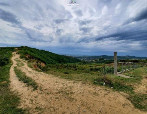 Tirane, shes toke 5.100 m² 139.000 Euro (linze)
