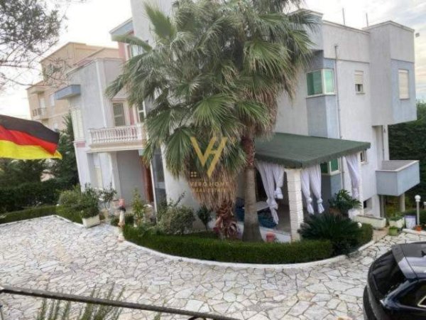 Tirane, jap me qera Vile Dublex Kati 0, 550 m² 2.200 Euro (KAMEZ)
