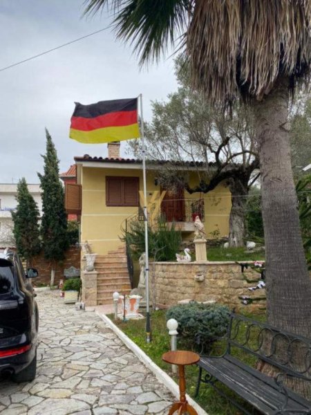 Tirane, jap me qera Vile Dublex Kati 0, 550 m² 2.200 Euro (KAMEZ)