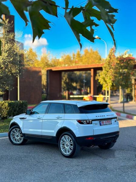 Tirane, shitet Rover ange Rover Evoque Viti 2013, 1 Euro