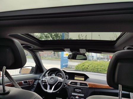 Tirane, shes makine Mercedes-Benz C Class Viti 2012, 12.500 Euro