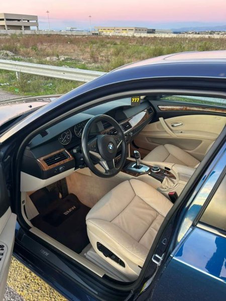 Durres, shitet makine BMW 528i seria 5 Viti 2008, 9.500 Euro