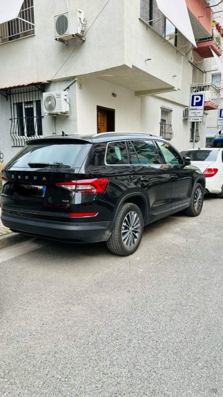 Tirane, shitet xhip Skoda kodiaq Viti 2020, 36.000 Euro