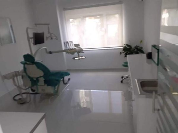 Tirane, shitet ambjent biznesi Kati 2, 127 m² 3.000 Euro/m2 (Pjeter Bogdani)
